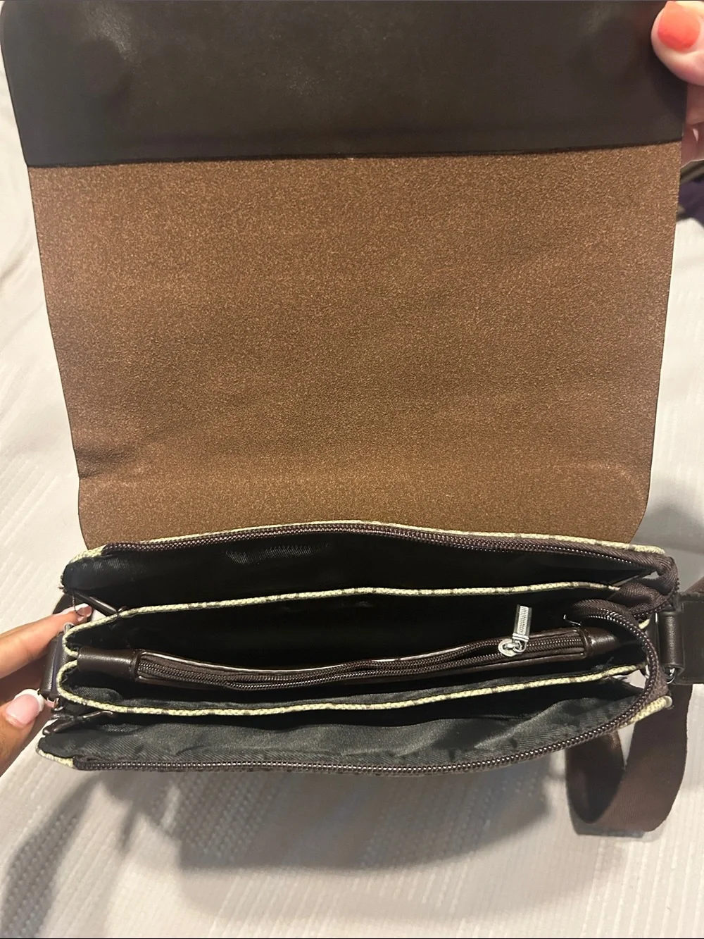 Gucci Black Leather & Beige GG Canvas Messenger Bag